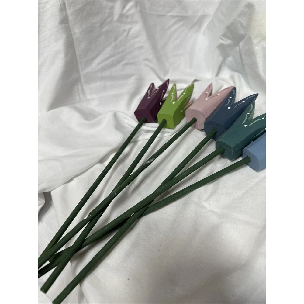 Short Handmade Wooden‎ Tulips Set Of 6 Perfect For Indoor, Covered Patio Flowers
